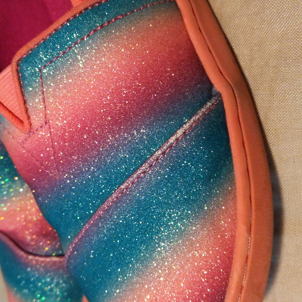 Tom's girls shoes. Rainbow glitter, size 4.5 - Picture 8 of 9